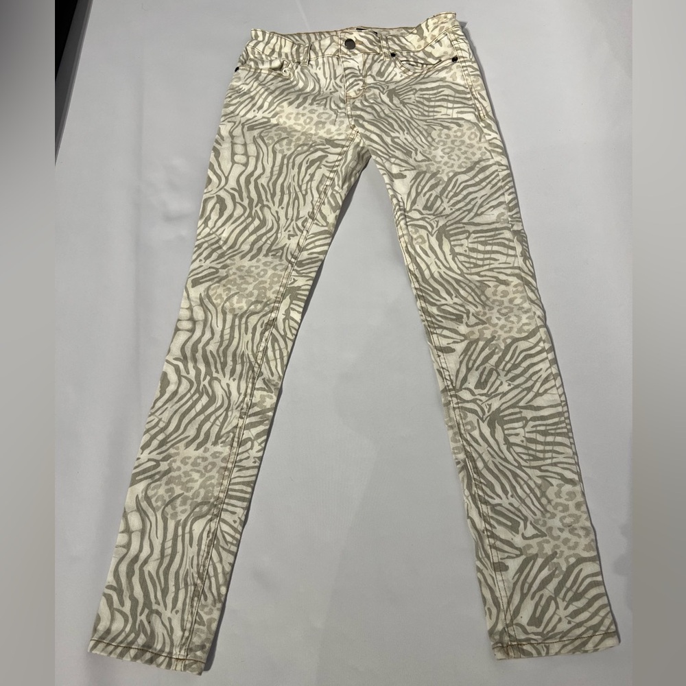 Forever 21 Cream and Tan Zebra Print Skinny Jeans